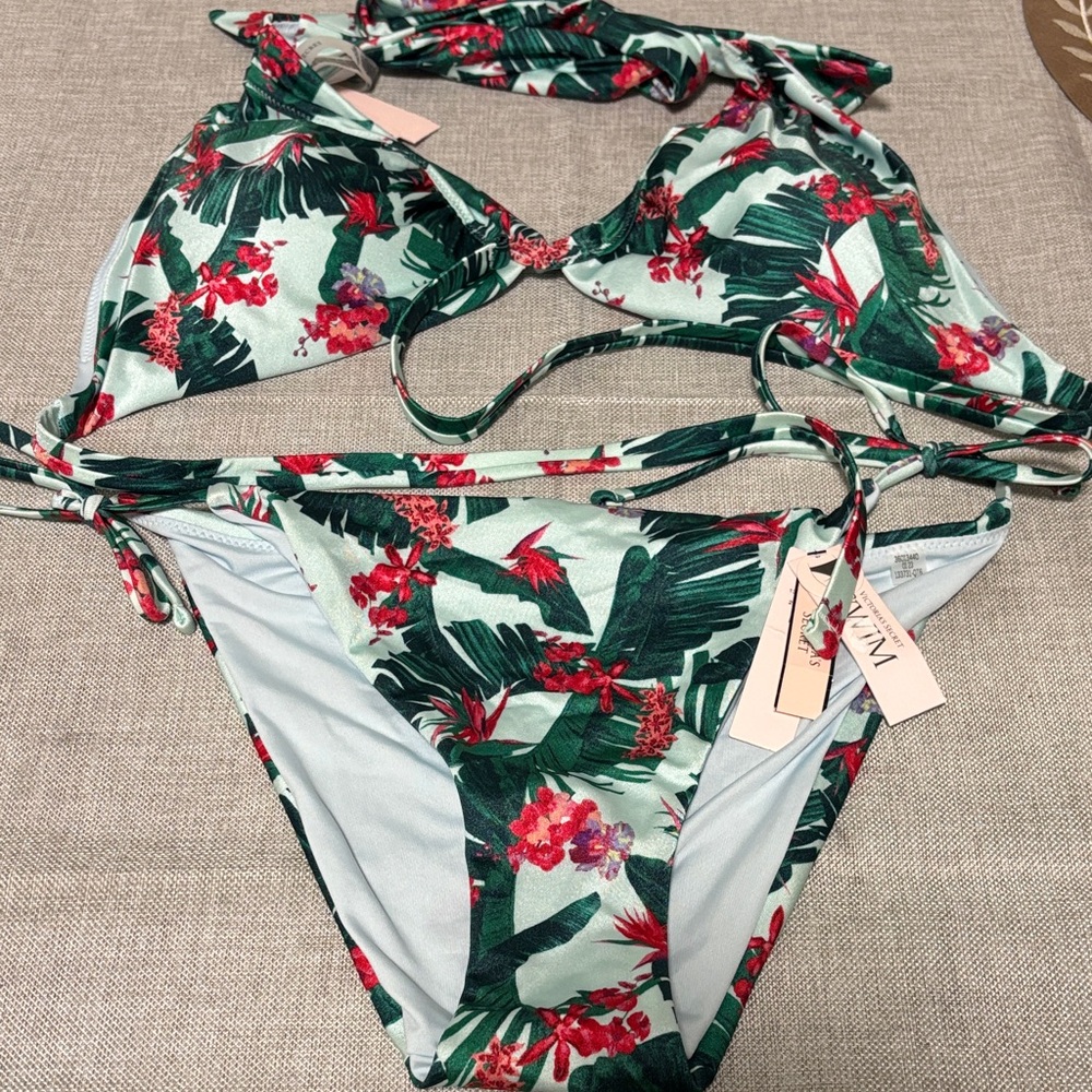 Victoria secret Green and Red Floral Bikini Set top & bottom. Sizes large
